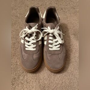 Steve Madden Sneakers Women’s 10